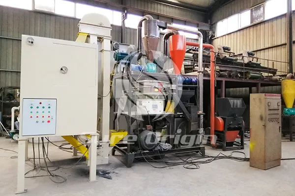 Se instala con éxito en Argelia una máquina recicladora de blísters de aluminio y plástico para uso médico